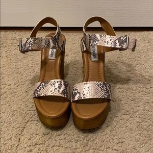 Steve Madden Snake Wedges